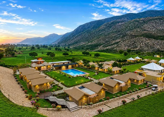 Sterling Rewild Sariska Hotel Tehla