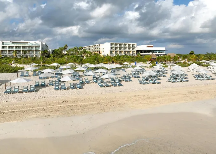 Family Selection At Grand Palladium Select Costa Mujeres Cancún