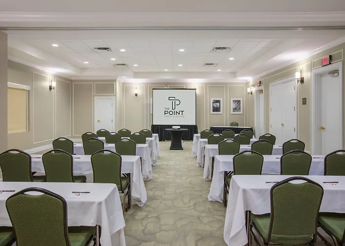 The Point Hotel & Suites Orlando