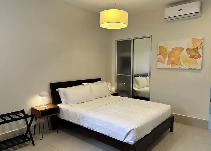Harman Suites Moalboal