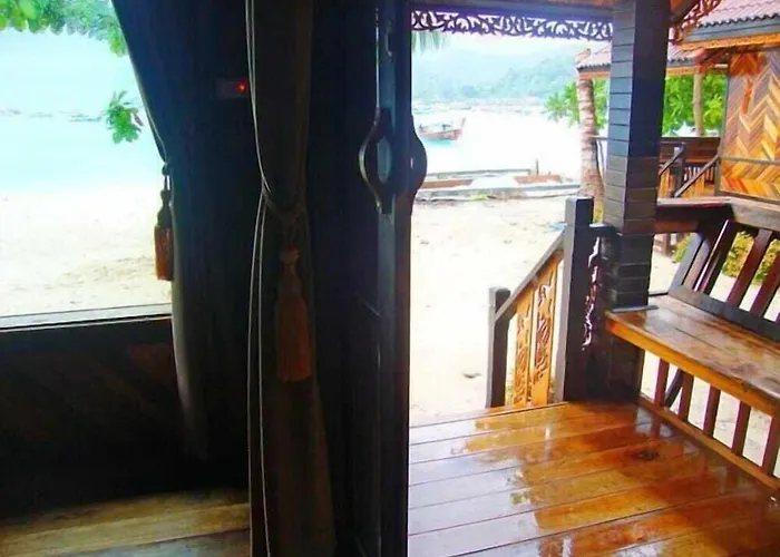 Phi Phi Sand Sea View Resort