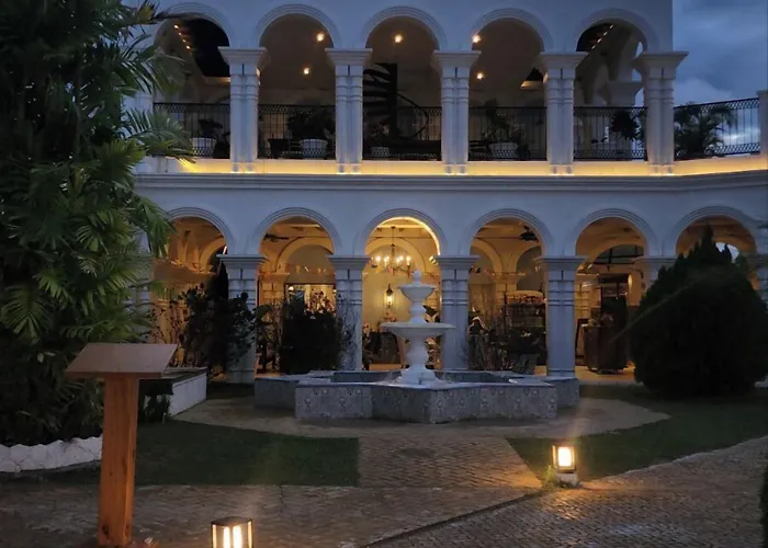 Maayo Argao Hotel