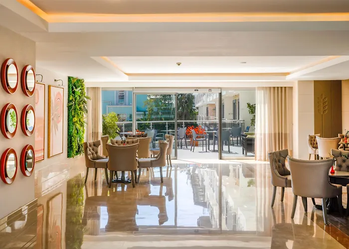 Diamond Beach Hotel & Spa Side