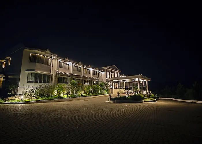 Grand Palace Hotel & Spa Yercaud