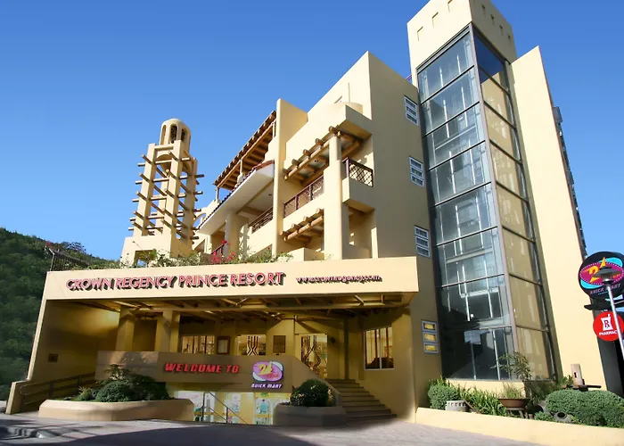 Crown Regency Prince Resort Balabag 