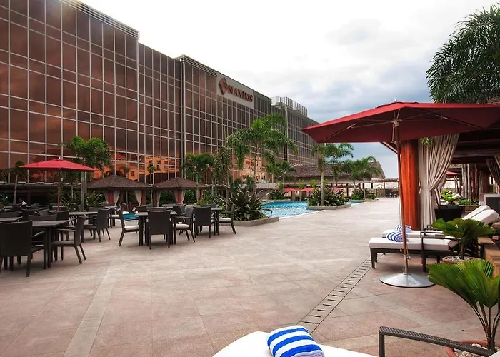 Maxims Hotel Manila