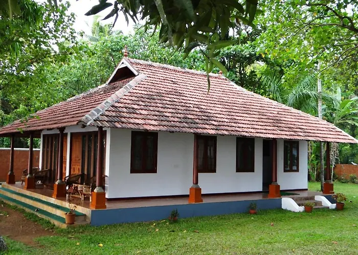 Saro Lake County Kumarakom