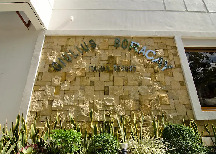 Giulius Boracay Italian Resort Balabag 