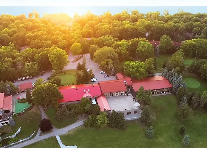 Oakwood Resort Grand Bend