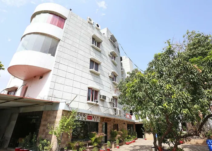 Oyo 29724 Hotel Kokila Resort Jabalpur
