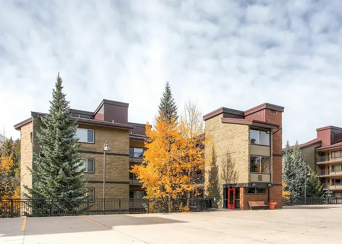 Powderhorn Condominiums By Ski Country Resorts Breckenridge