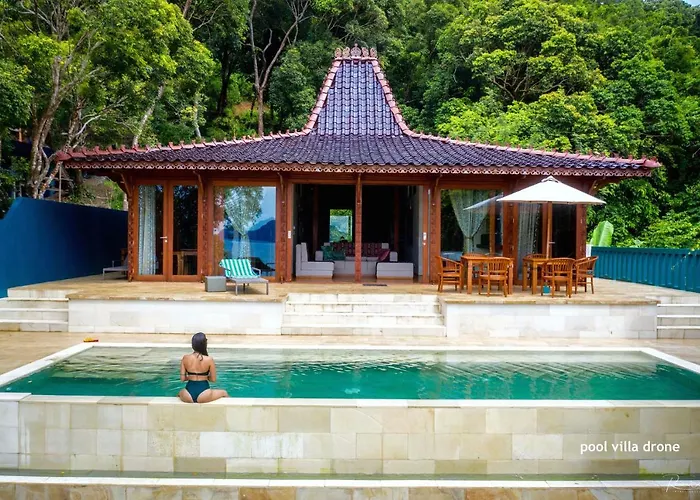 Karuna El Nido Villas