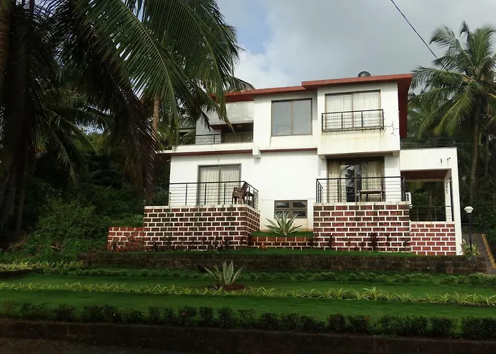 Abhishek Beach Resort And Spa Ganpatipule