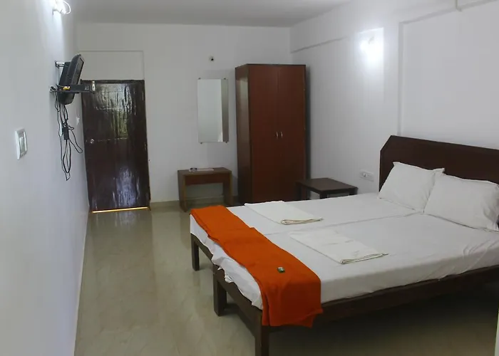 Poonam Village Resort Anjuna