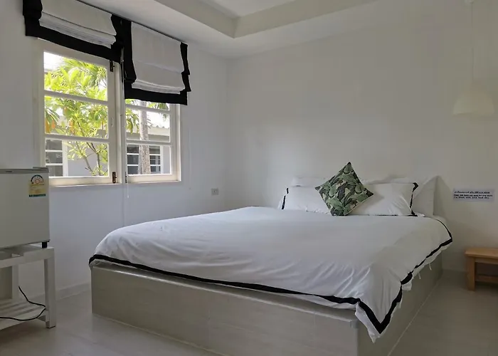 1715 House - White Rhino Hotel Rawai