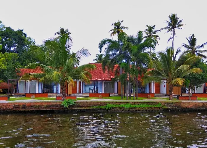 Punnamada Resort Alappuzha