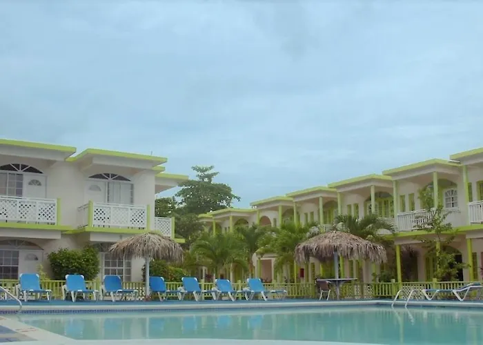 Fun Holiday Beach Resort Negril